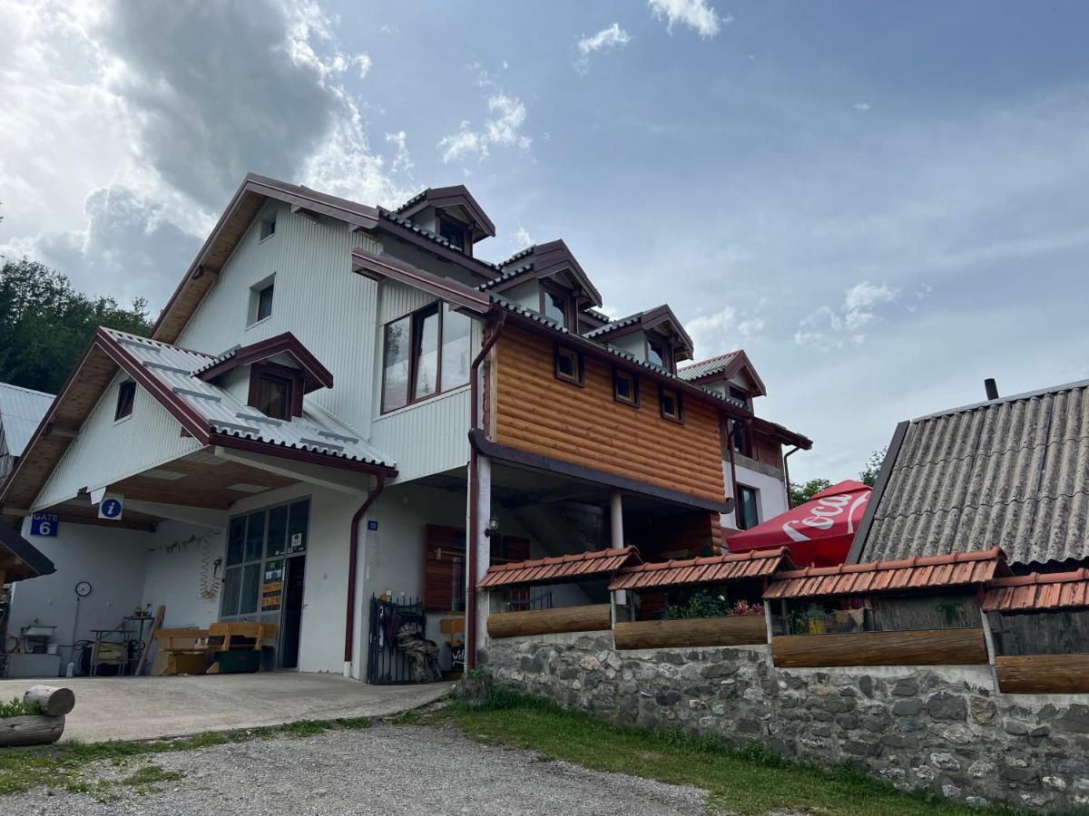 Tara Place - Camp Rabrenovic โมจโคแวก ภายนอก รูปภาพ